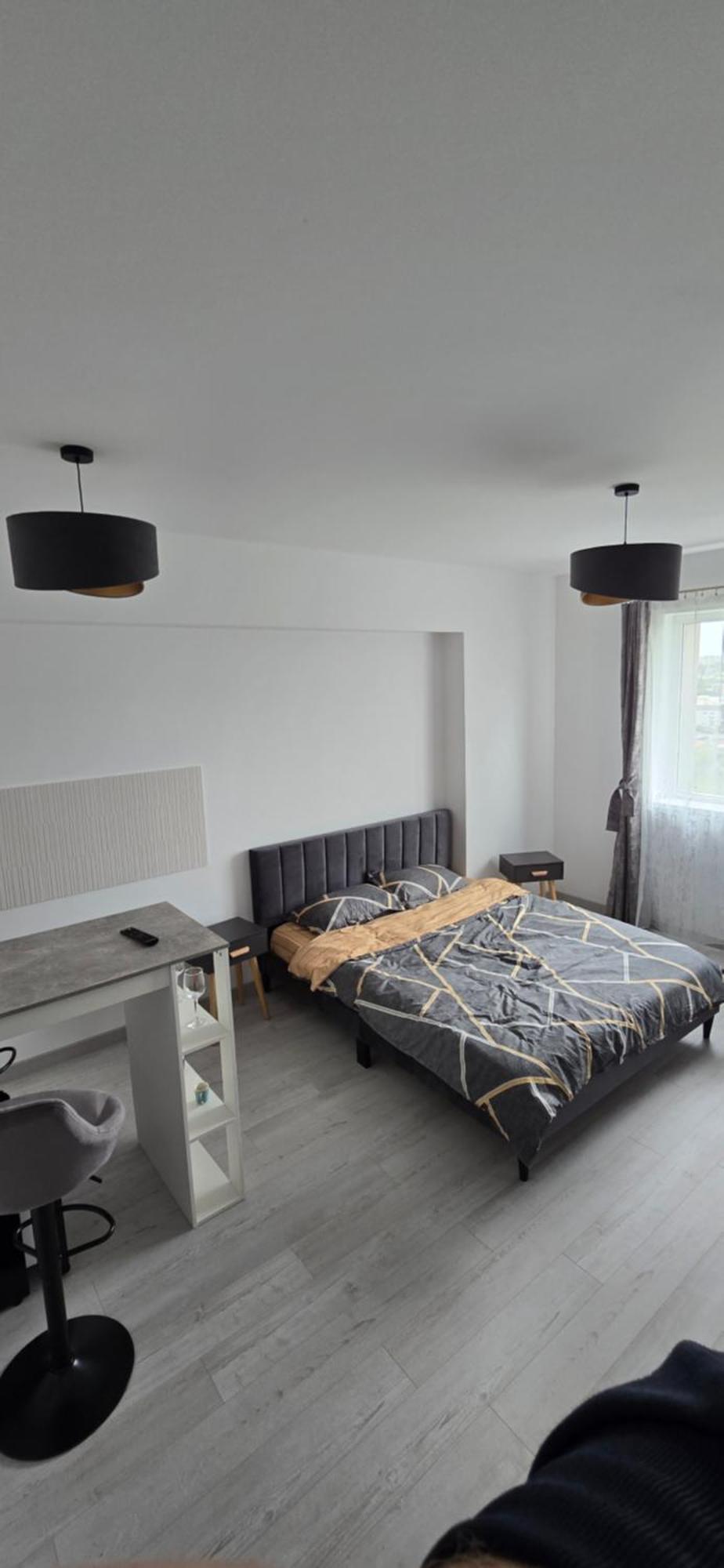 De Inchiriat In Rin Grand Hotel de apartamente